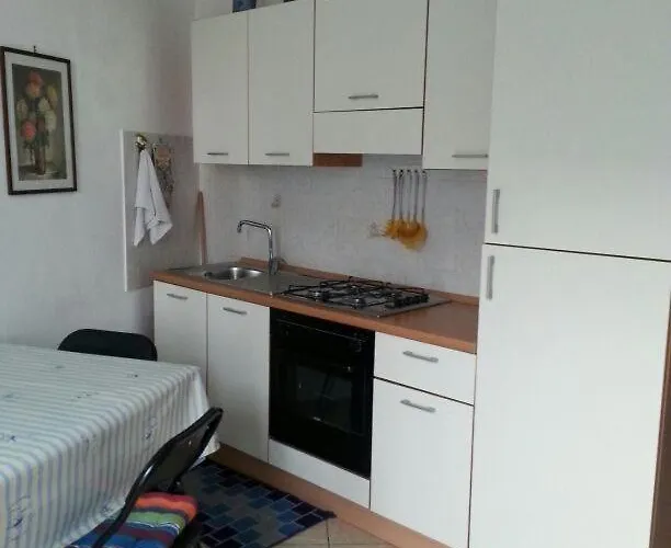 Vacanze Mirko Borgo Marina *