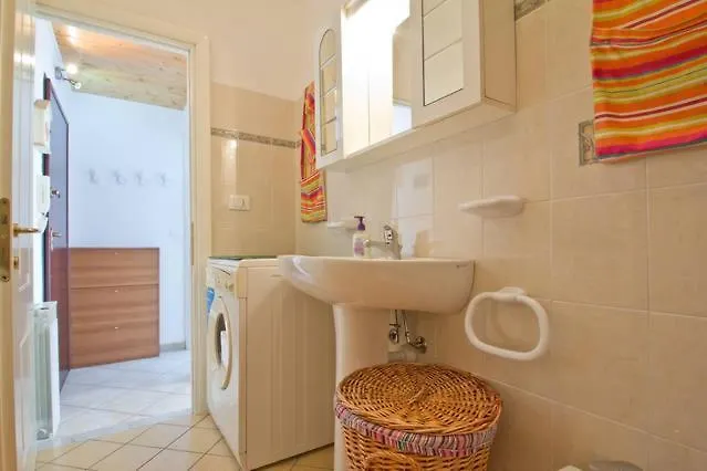 Vacanze Mirko Borgo Marina *